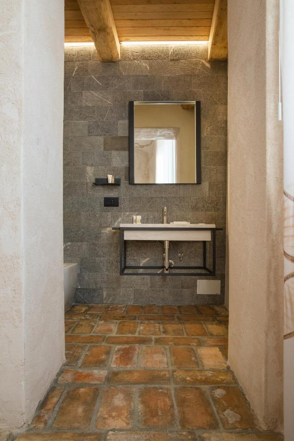 Ognissanti Guesthouse & Suites Fermo Buitenkant foto